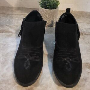 Arizona booties size 7.5 NWT